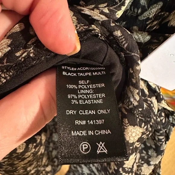 ASTR THE LABEL SANTORI ONE SHOULDER MIDI DRESS NWT FLORAL LARGE SPARKLING THREAD - Picture 7 of 11